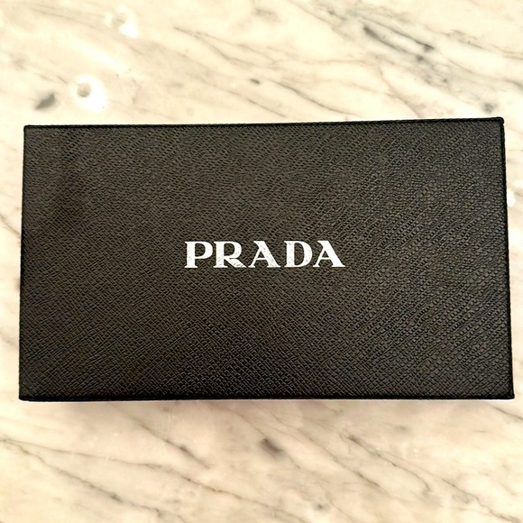 Pink Zip Wallet - Picture 4 of 4